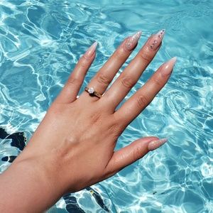 Meet your Posher, Isabel